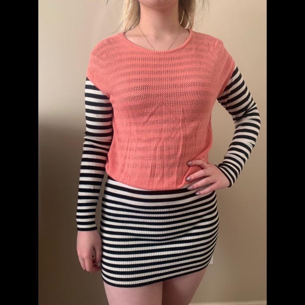 Pink black and white long sleeve dress